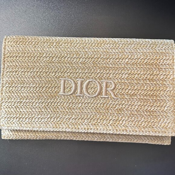 Dior Beauty Raffia‎ Woven Clutch - NWOT - Picture 1 of 5
